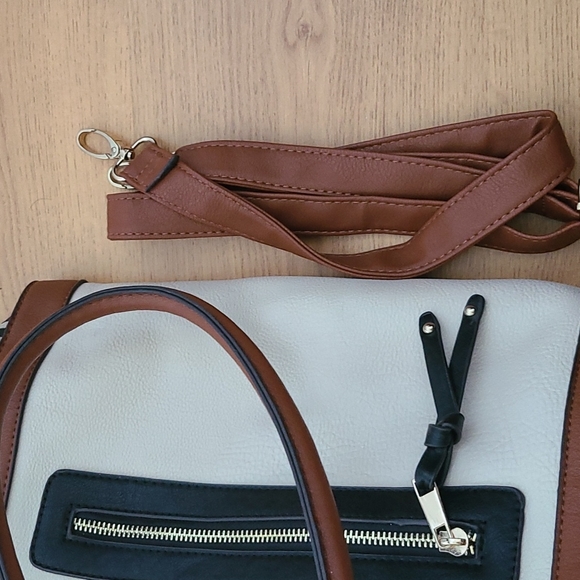 Call it spring bag - Picture 3 of 4